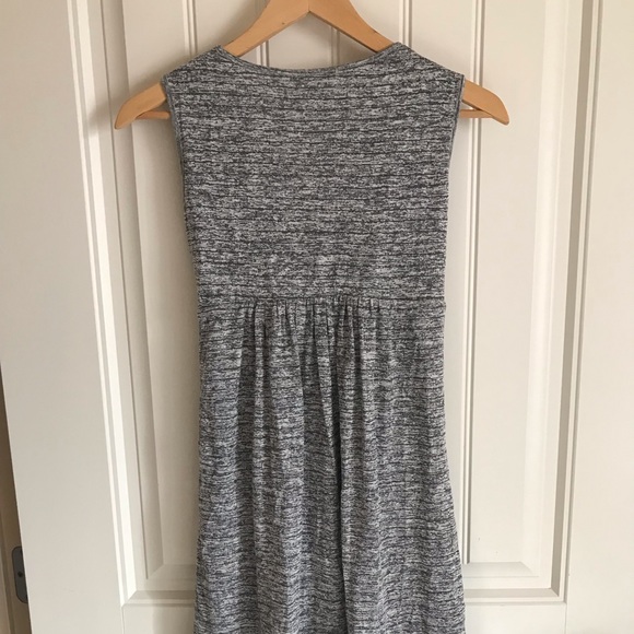 XS like new nursing/breastfeeding/maternity dress - Picture 9 of 11